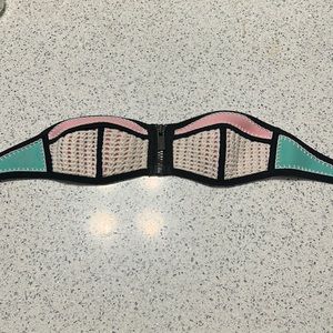 Crochet trendy Triangl strapless bikini